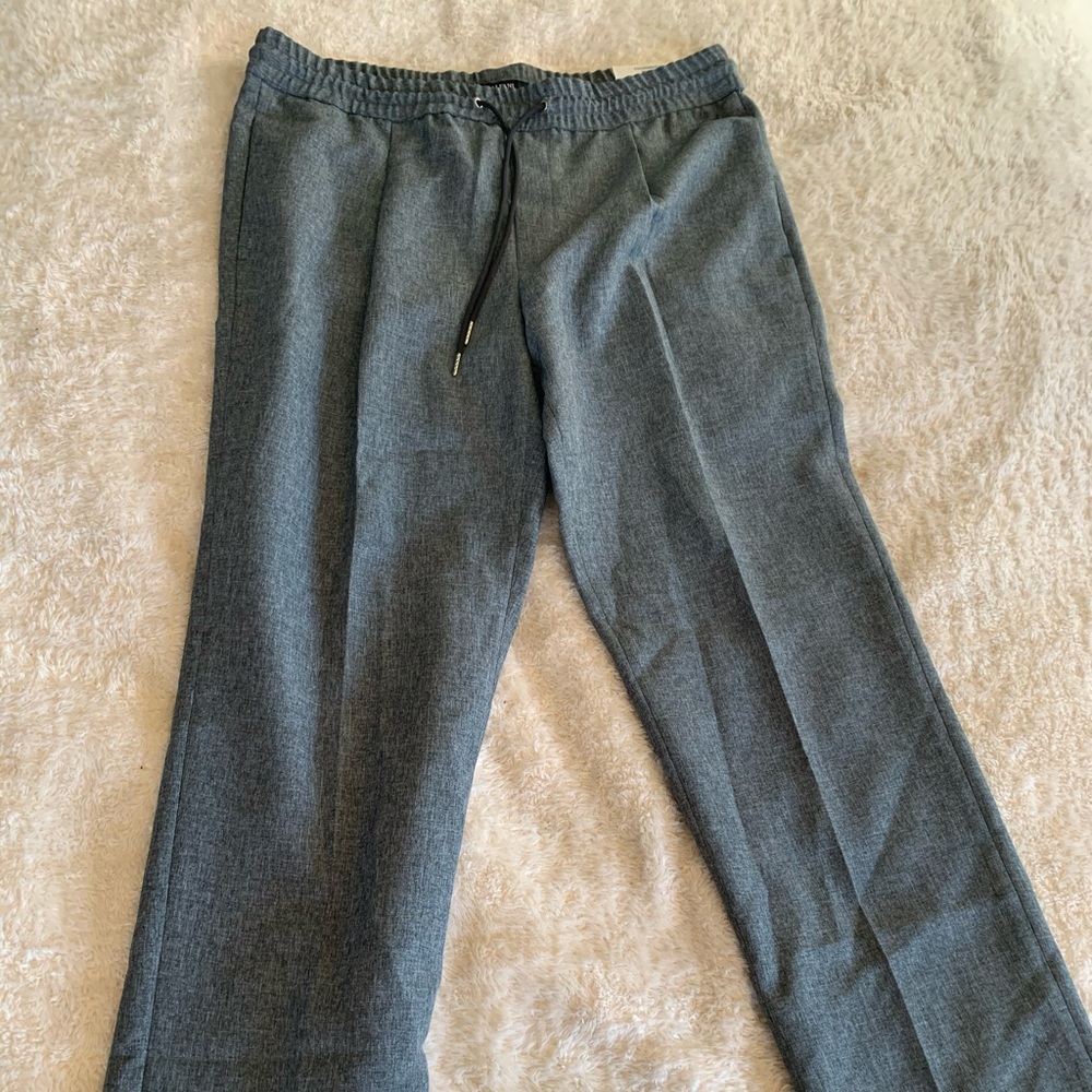 Stretch flat front